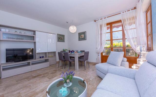 Carlazzo Sant' Agata Apt. 01