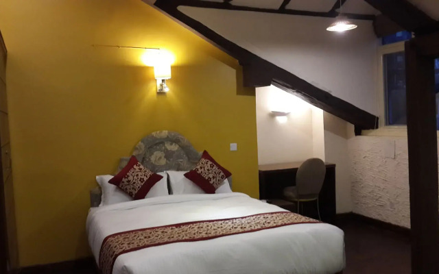 Hotel Heranya