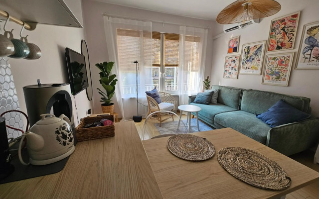 NIKA'S 2BD, Modern, Dondukov Apartment