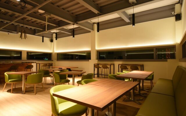 Hsing Fu Hotel