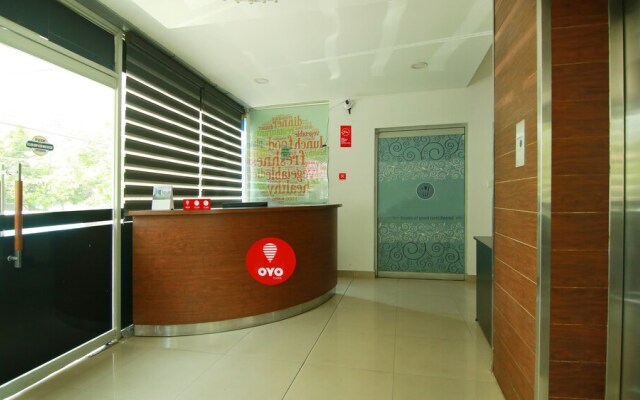 Oyo 4802 Cochin City Residency