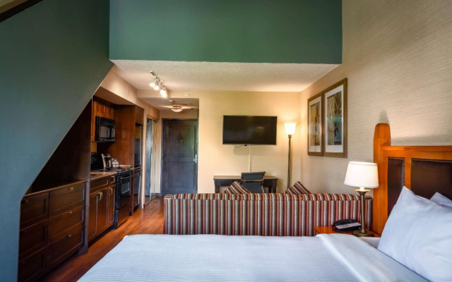 Blackcomb Lodge