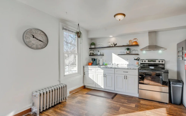 Charming Pottstown Apartment - Walk to Town!