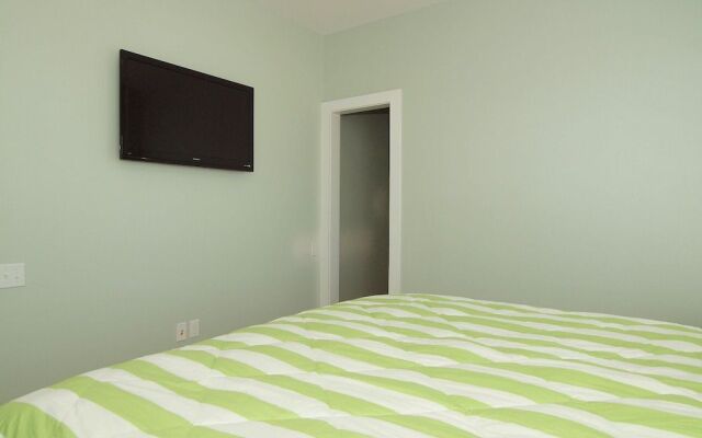 Beach Club Clubhouse 4