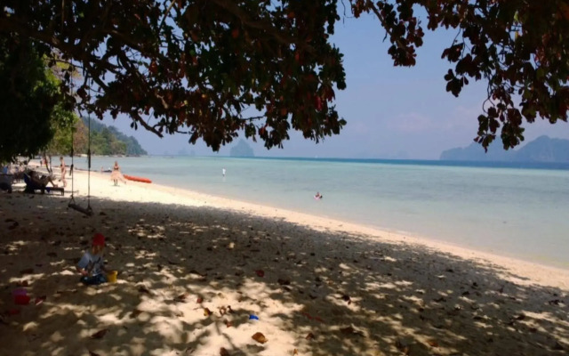 Reef Resort
