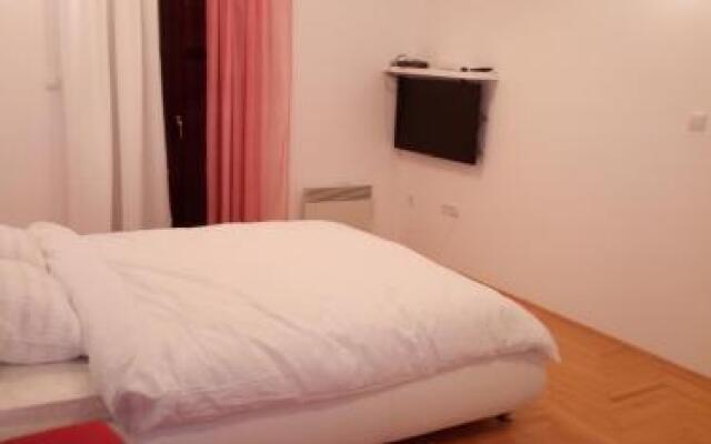Kuća 3