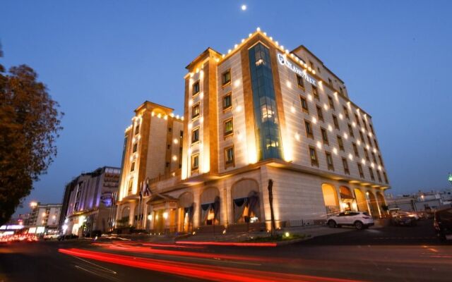 Grand Park Hotel