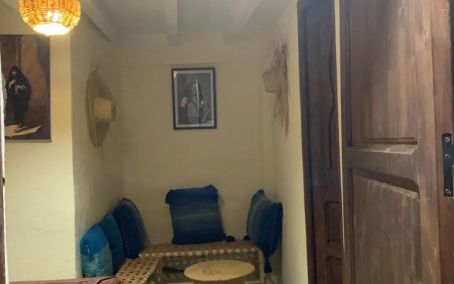 Hostel BE 20