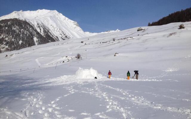 Engadin Holidays ch - Chasa 32 in Guarda
