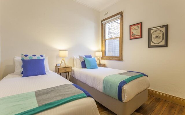 Boutique Stays - Gladstone Cottage, South Melbourne