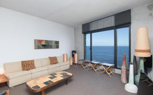 Exclusive Design Villa : 1080 m2, oceanfront, 2 swimming pools.