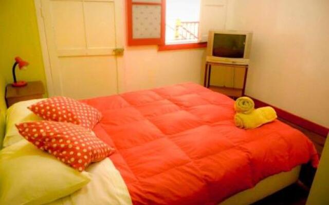 Hostal Retro House