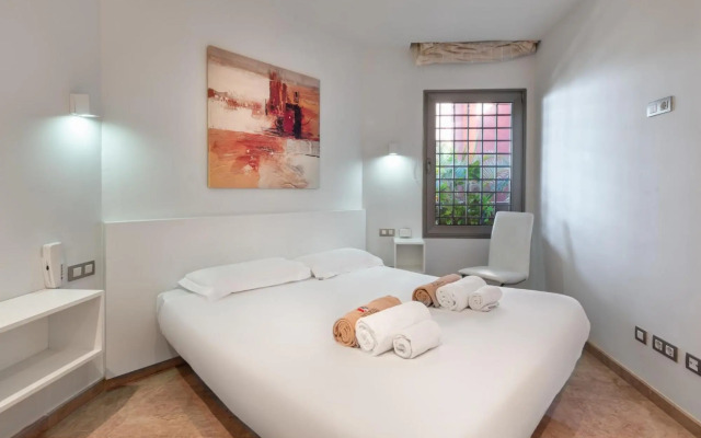 Alzaro 1-3 DELUXE SEA VIEW & JACUZZI 3B