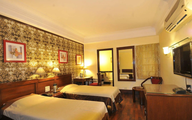 Qutub Residency
