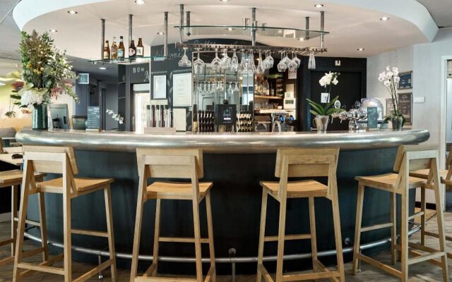 B&B HOTEL Vélizy Est