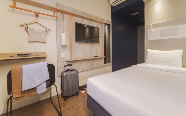Ibis Budget Farroupilha