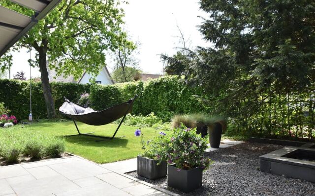 Quiet Villa in Bergen with Pond