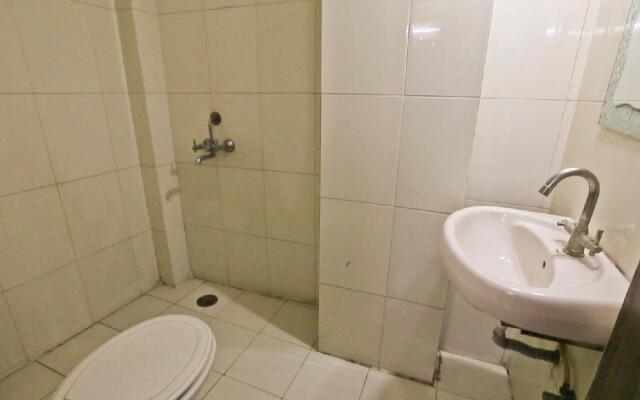 Hotel Saket Regency