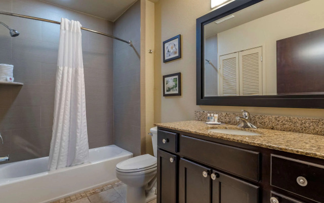 Comfort Inn Bentonville - Crystal Bridges