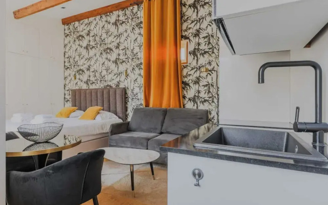 Charming Studio - 2P - Courcelles