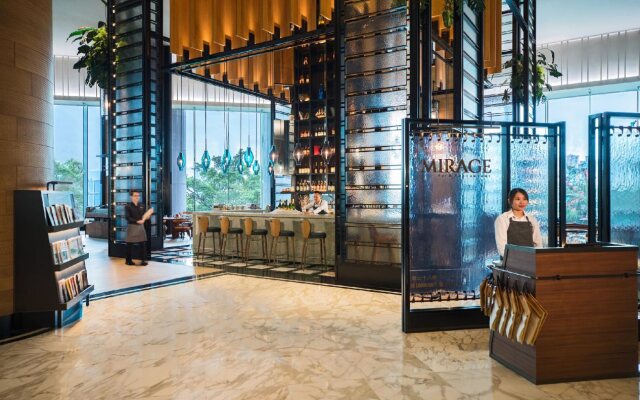 Renaissance Hong Kong Harbour View Hotel