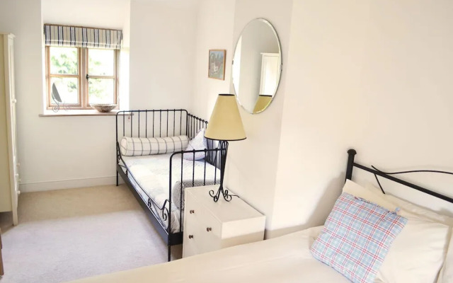 Hampton Wafre Cottage