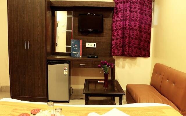 OYO 1058 Hotel Royal Garden