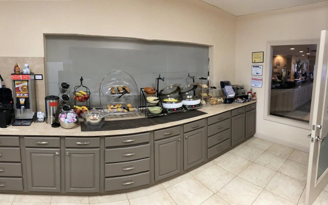 Northfield Inn, Suites & Conference Center