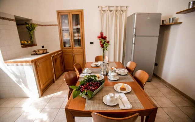 Esclusiva Villa a Ostuni con Piscina 1km dal Mare