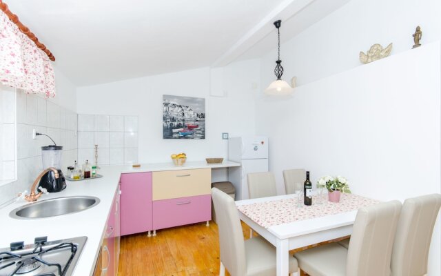 Apartment The Place