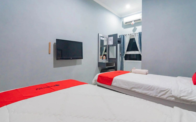 RedDoorz Resort Premium @ Sangkan Hurip Kuningan