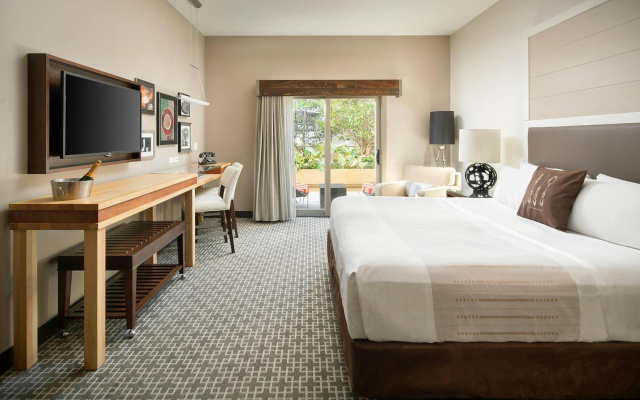 Epicurean Hotel, Autograph Collection