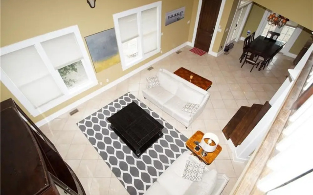 Hemingways Luxury Beach Place