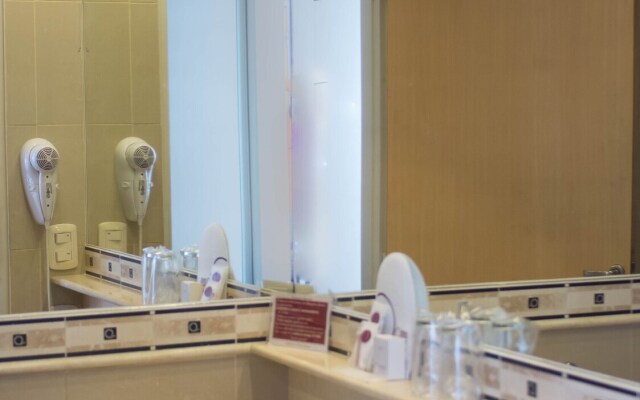 Maran Suites & Towers - Hotel & Spa