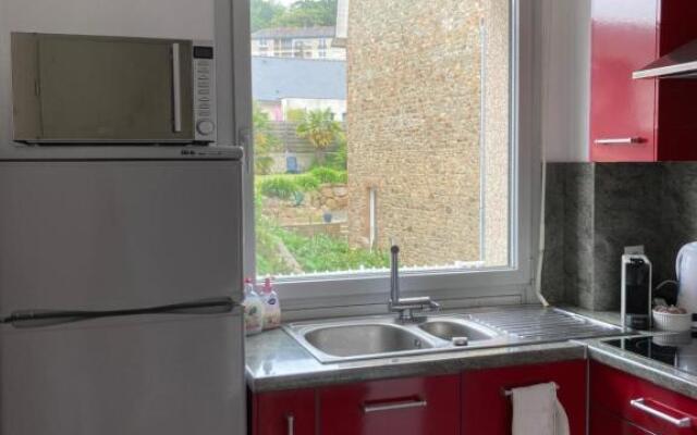 BEL APPARTEMENT duplex PORT DE PERROS GUIREC