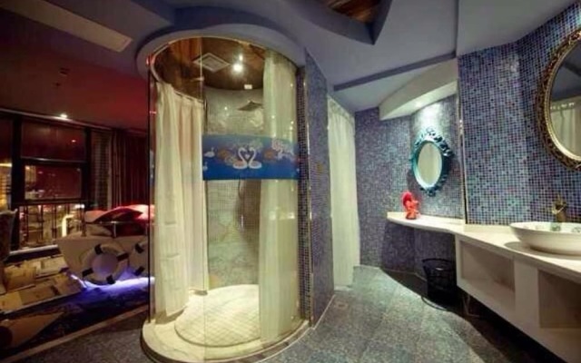 Houhai Theme Hotel