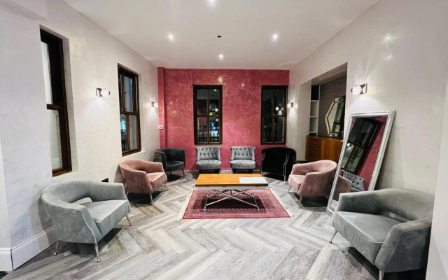 Cheshire Hotel Central London