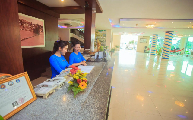 My Tra Riverside Hotel