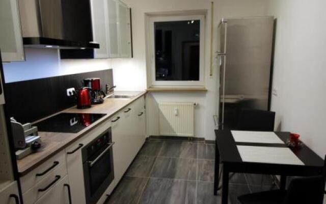 Germina Apart