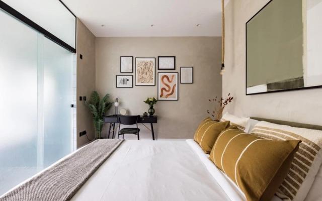 The Camden Arms - Bright and Charming 2bdr Flat