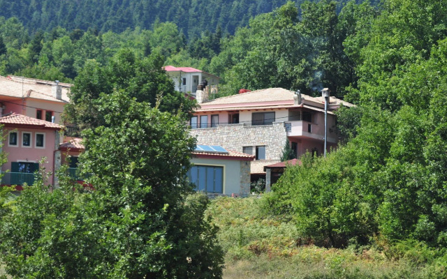 Oreiades Suites