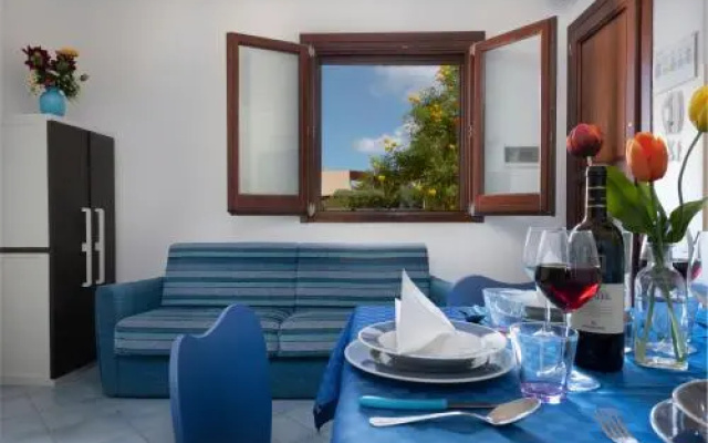 Voglia di mare Low cost/Mapo-Tamarindo
