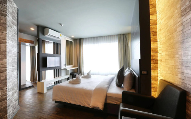 TR Rock Hill Hotel