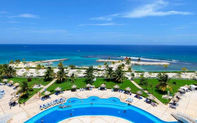 Bahia Principe Grand Jamaica - All Inclusive