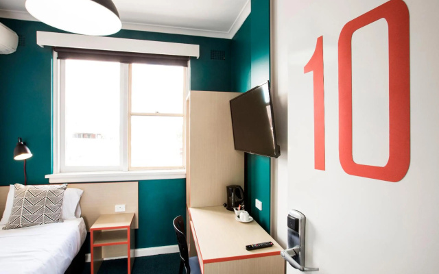 Greenacre Hotel – Guest Rooms – Sydney