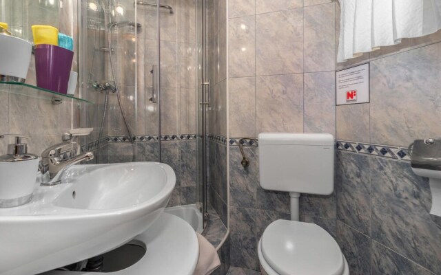 Stunning Home in Crikvenica With Wifi and 3 Bedrooms