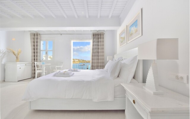 Petinos Beach Hotel