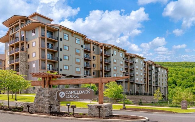 Camelback Lodge & Aquatopia Indoor Waterpark