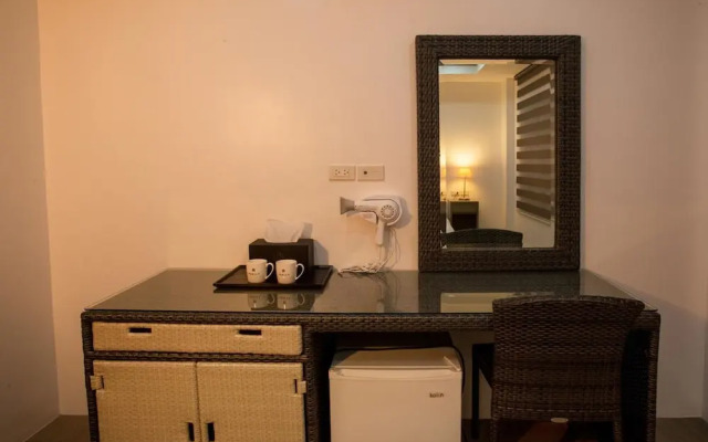 Edello Resort & Pool Villa