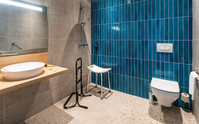 Ibis Styles Miramas - Provence